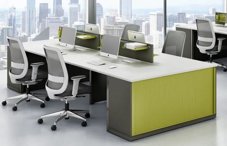 PLATAFORMA DUPLA  COM ARMÁRIO NA PONTA E DIVISÓRIA CENTRAL